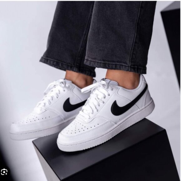 Nike Women's Footwear Court Vision Lo Nn White Black Size 7 - Picture 1 of 7